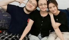 娱乐八卦爆料姐妹吃瓜事件,揭秘幕后真相